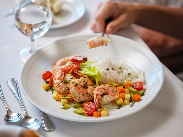 RCI, Main Dining Room, Copyrights - DHeumann.jpg